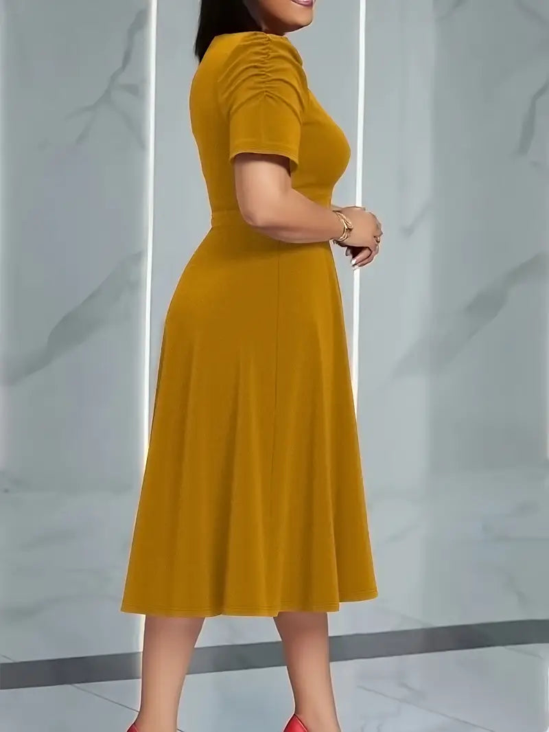 Vestido Moda Evangélica Com Modelagem Cintura - Midi